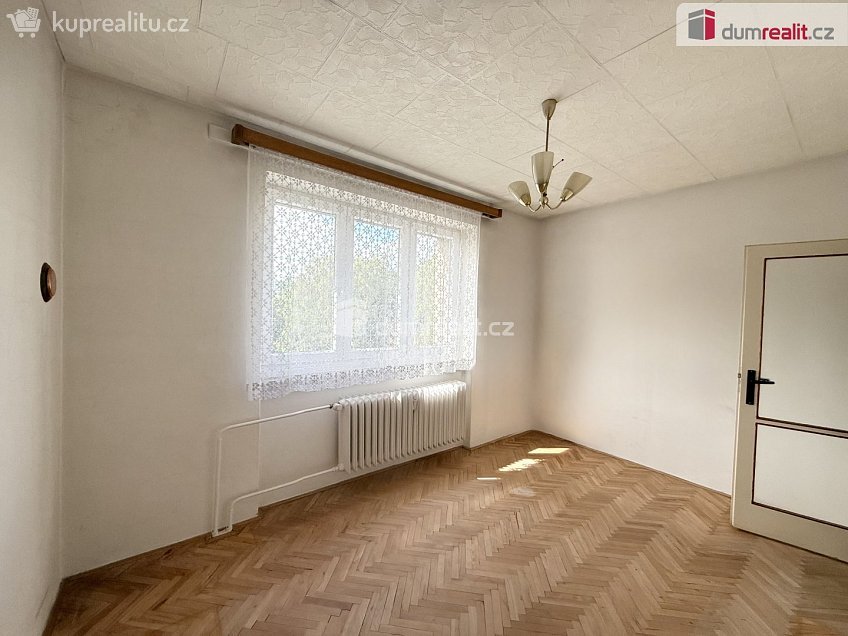 Prodej bytu 3+1 64 m^2 Školská čtvrť, Frenštát pod Radhoštěm 