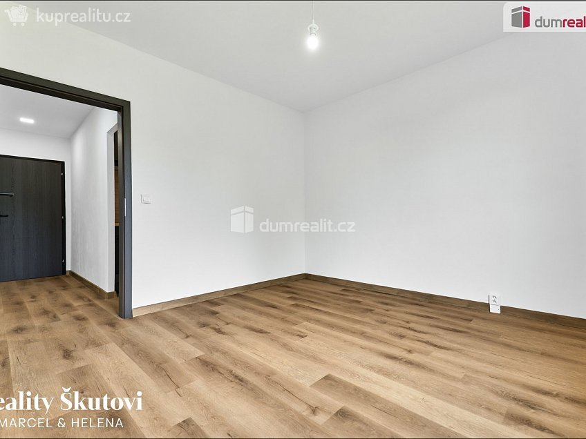 Prodej bytu 3+1 65 m^2 Peškova, Ústí nad Labem 