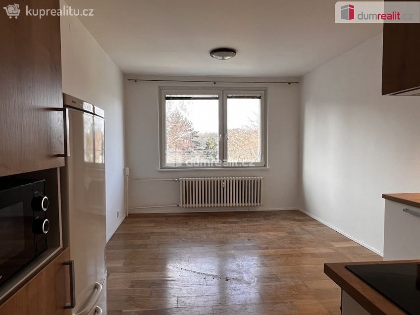 Pronájem bytu 2+kk 36 m^2 U Trojáku, Zlín 