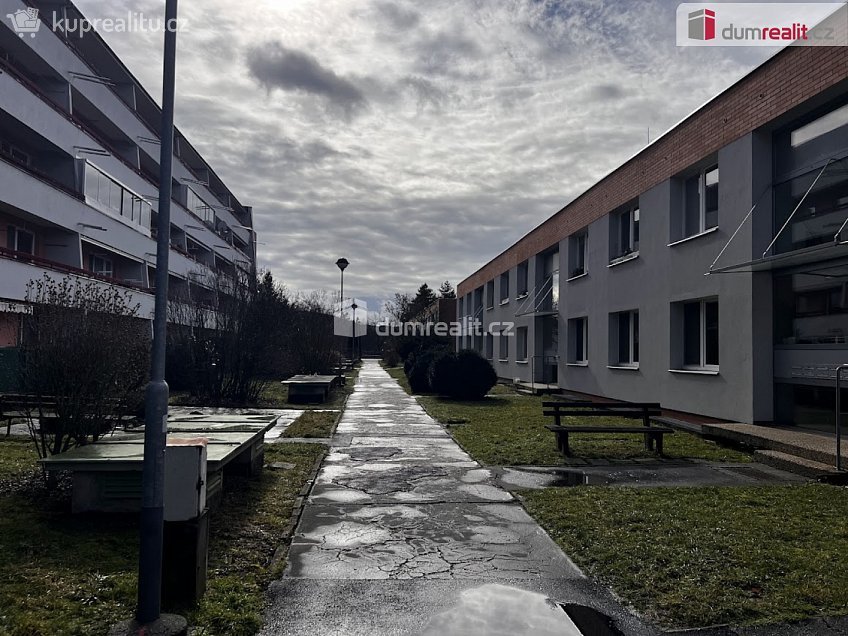 Pronájem bytu 2+kk 36 m^2 U Trojáku, Zlín 