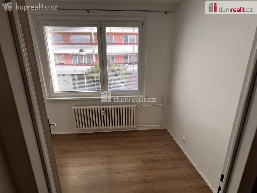 Pronájem bytu 2+kk 36 m^2 U Trojáku, Zlín 