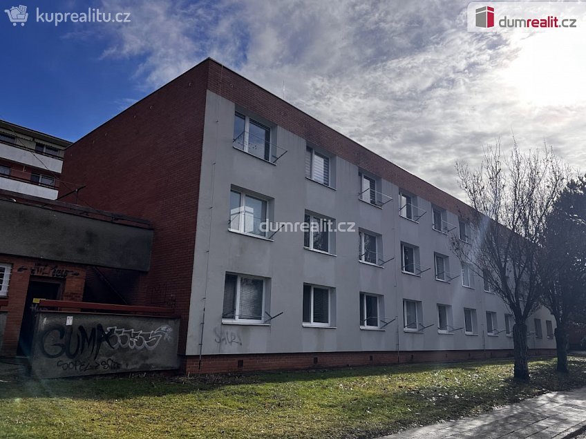 Pronájem bytu 2+kk 36 m^2 U Trojáku, Zlín 
