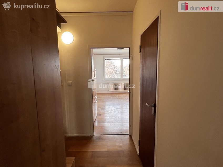 Pronájem bytu 2+kk 36 m^2 U Trojáku, Zlín 