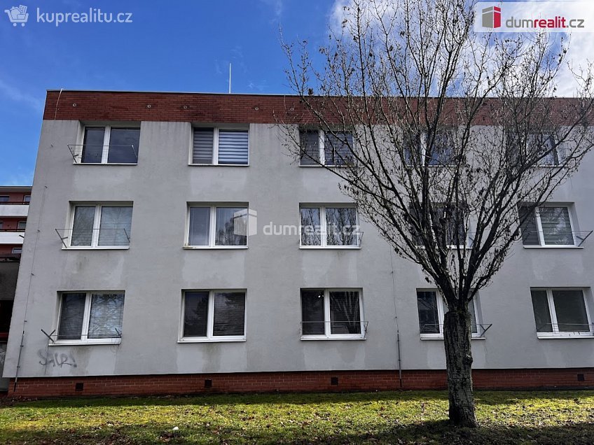 Pronájem bytu 2+kk 36 m^2 U Trojáku, Zlín 