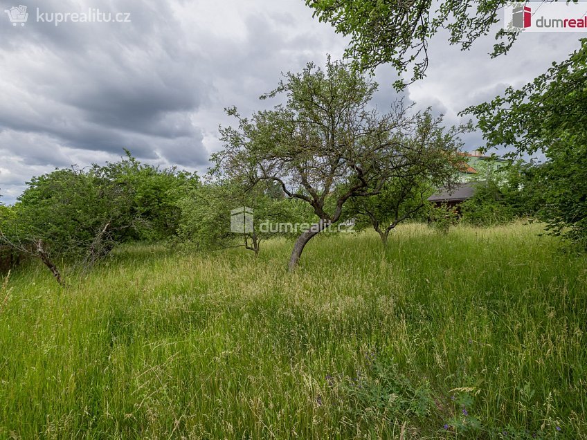 Prodej  stavebního pozemku 1835 m^2 Krátká, Bubovice 