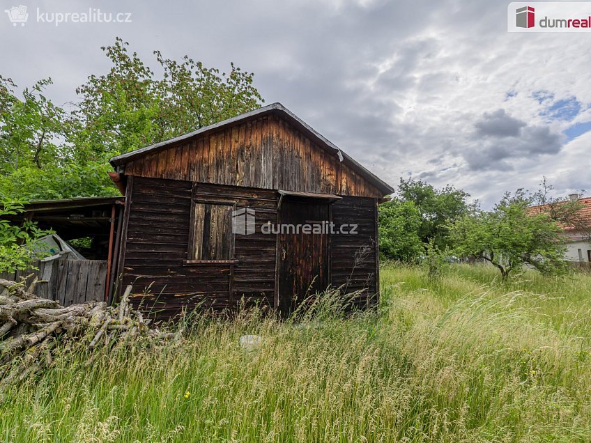 Prodej  stavebního pozemku 1835 m^2 Krátká, Bubovice 