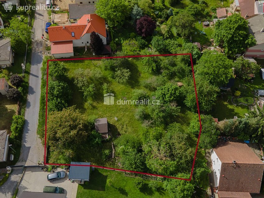 Prodej  stavebního pozemku 1835 m^2 Krátká, Bubovice 