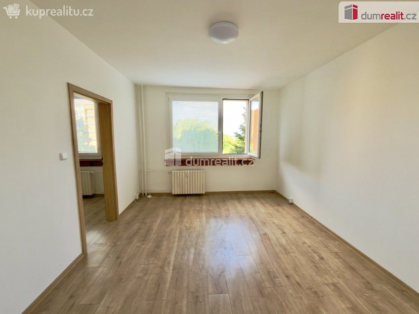 Pronájem bytu 1+1 34 m^2 Šípková, Ústí nad Labem 