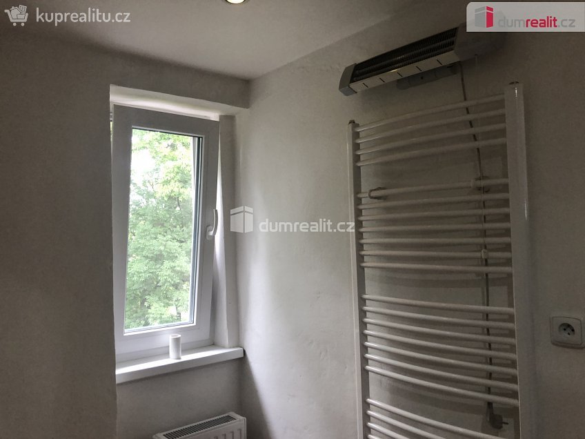 Pronájem bytu 2+1 62 m^2 Nádražní, Frenštát pod Radhoštěm 