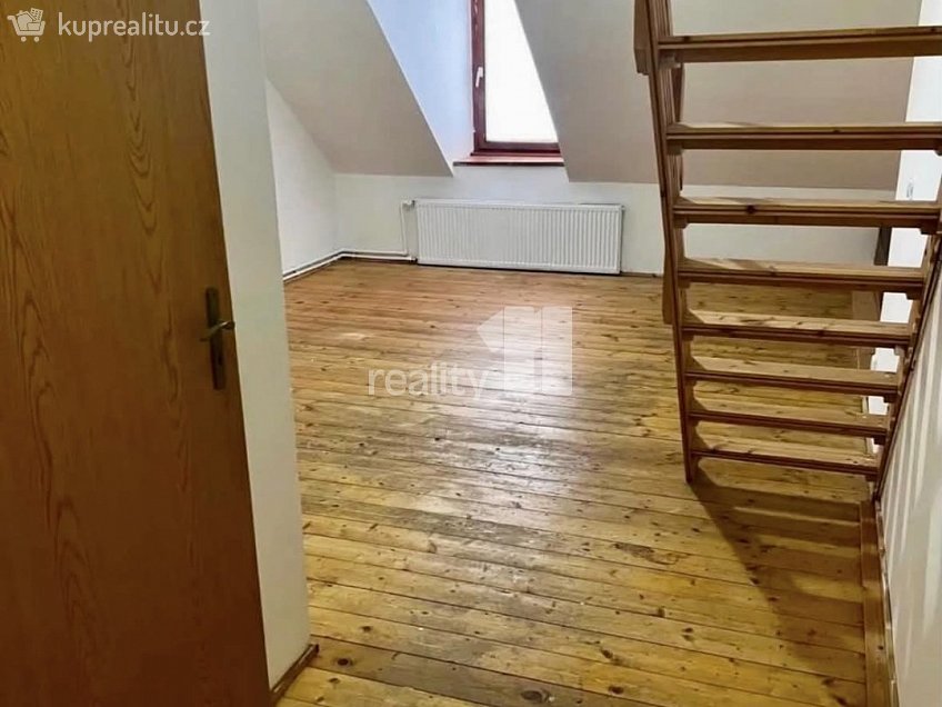 Pronájem bytu 2+kk 50 m^2 Paní Zdislavy, Česká Lípa 