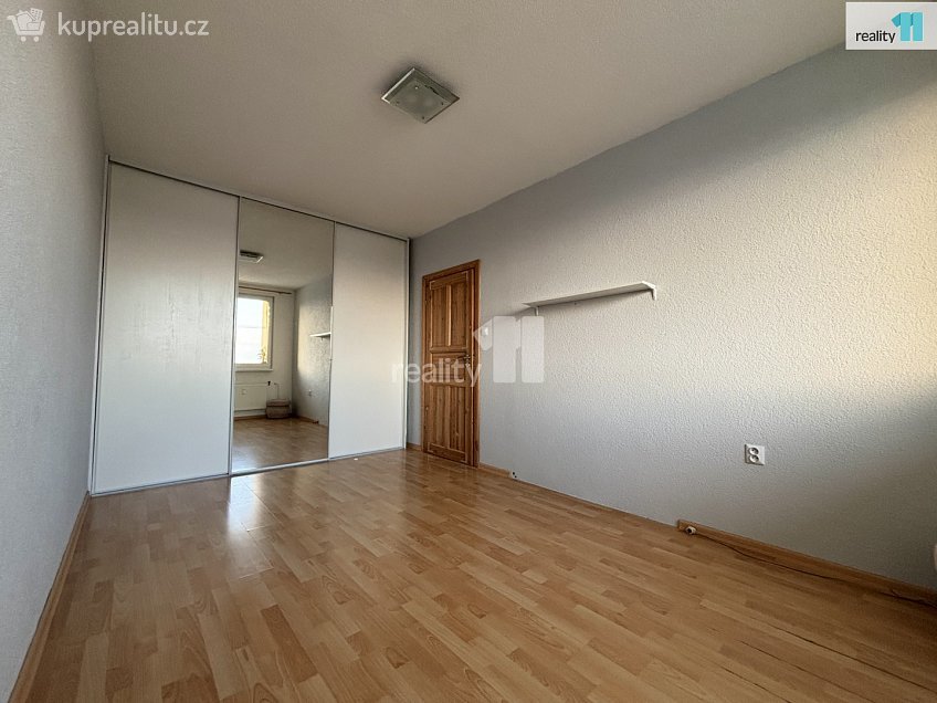 Pronájem bytu 2+kk 40 m^2 Okružní, Česká Lípa 