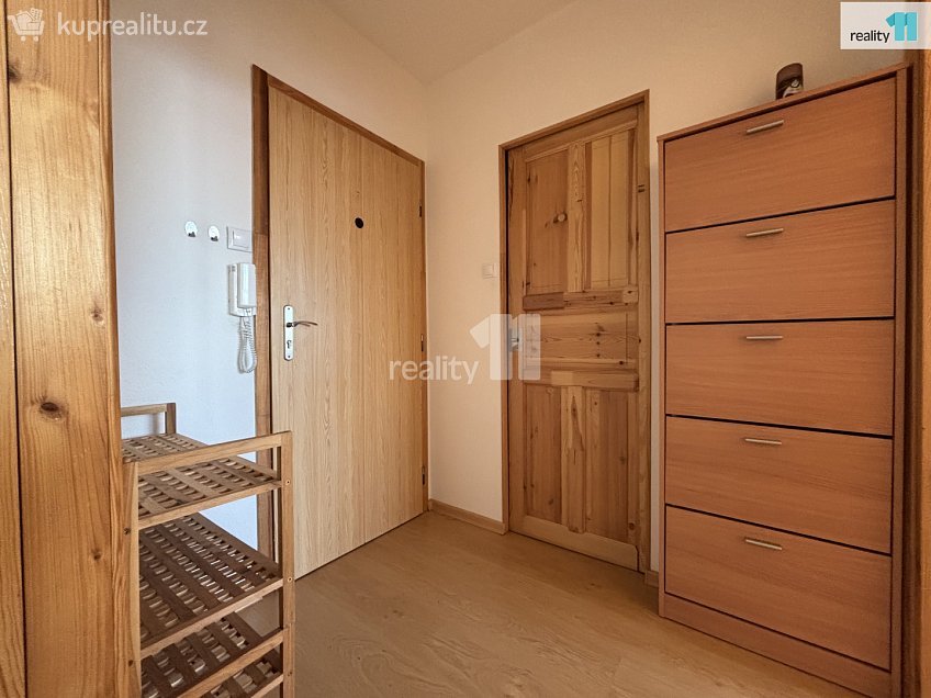 Pronájem bytu 2+kk 40 m^2 Okružní, Česká Lípa 