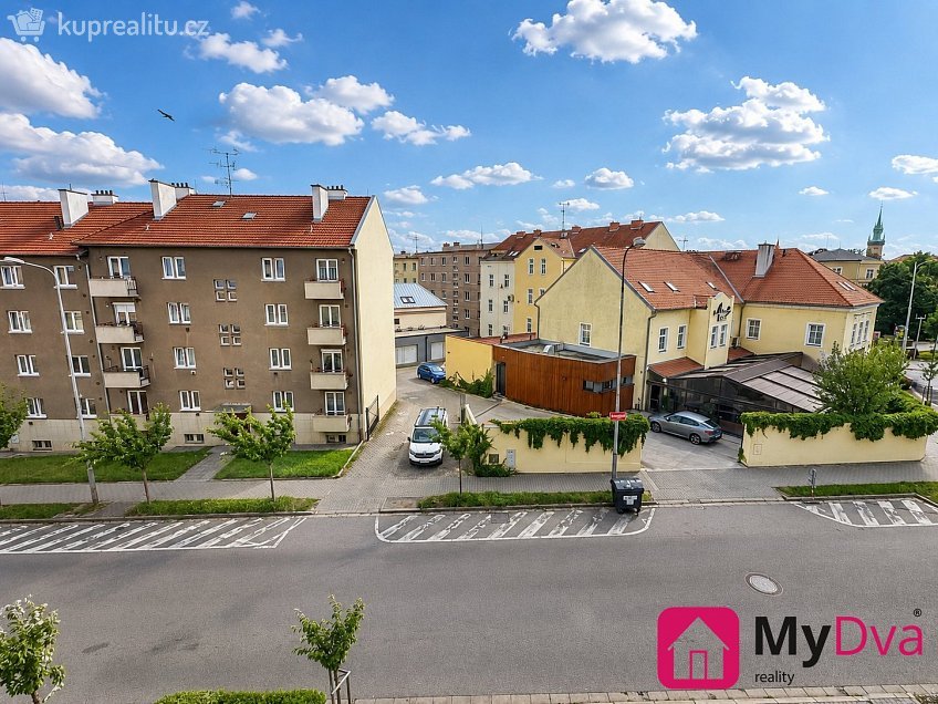 Pronájem bytu 3+1 98 m^2 Rooseveltova, Znojmo 