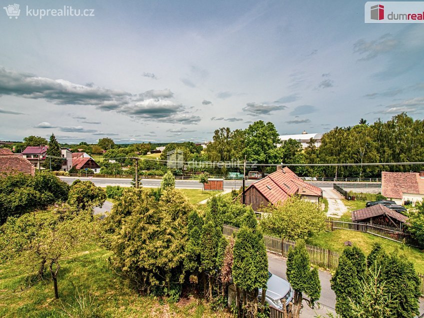 Prodej  rodinného domu 280 m^2 Výrov, Výrov 