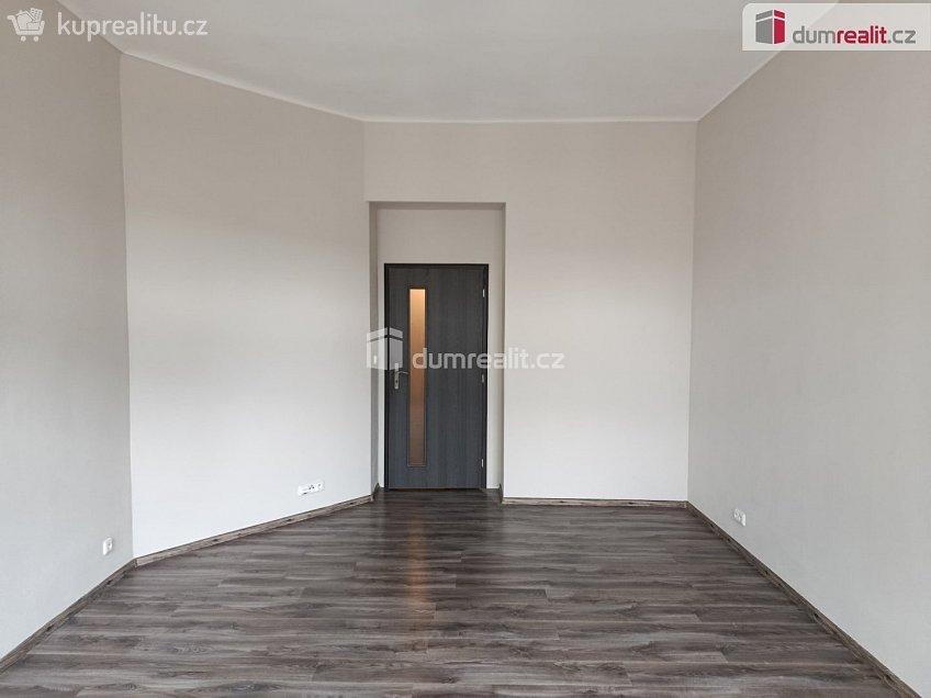 Pronájem bytu 3+kk 92 m^2 Svornosti, Praha 5 