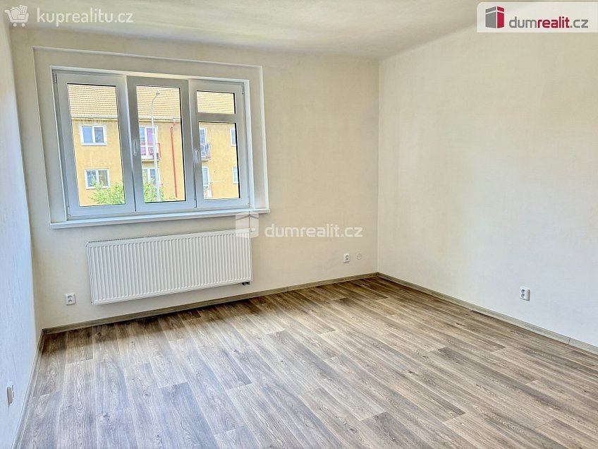 Pronájem bytu 2+1 67 m^2 Ve struhách, Praha 6 