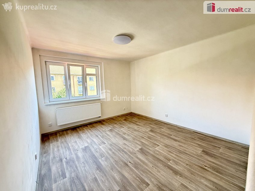 Pronájem bytu 2+1 67 m^2 Ve struhách, Praha 6 