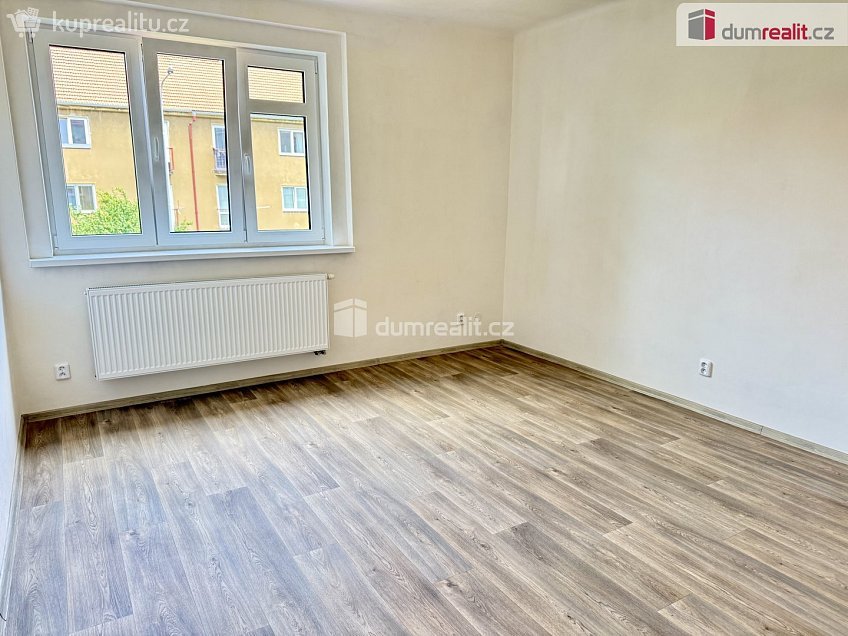Pronájem bytu 2+1 67 m^2 Ve struhách, Praha 6 