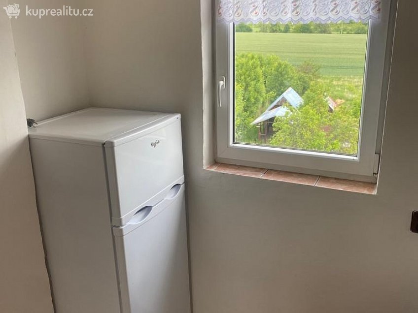 Pronájem bytu 2+1 54 m^2 Mlýnce 44101