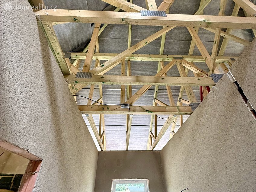Prodej  rodinného domu 190 m^2 Hory, Hory 