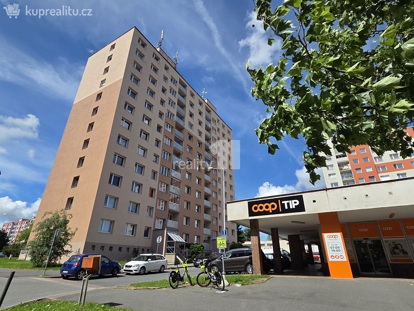 Prodej bytu 3+1 75 m^2 Žlutická, Plzeň 