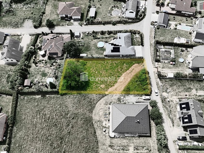 Prodej  stavebního pozemku 1276 m^2 Narysov, Narysov 
