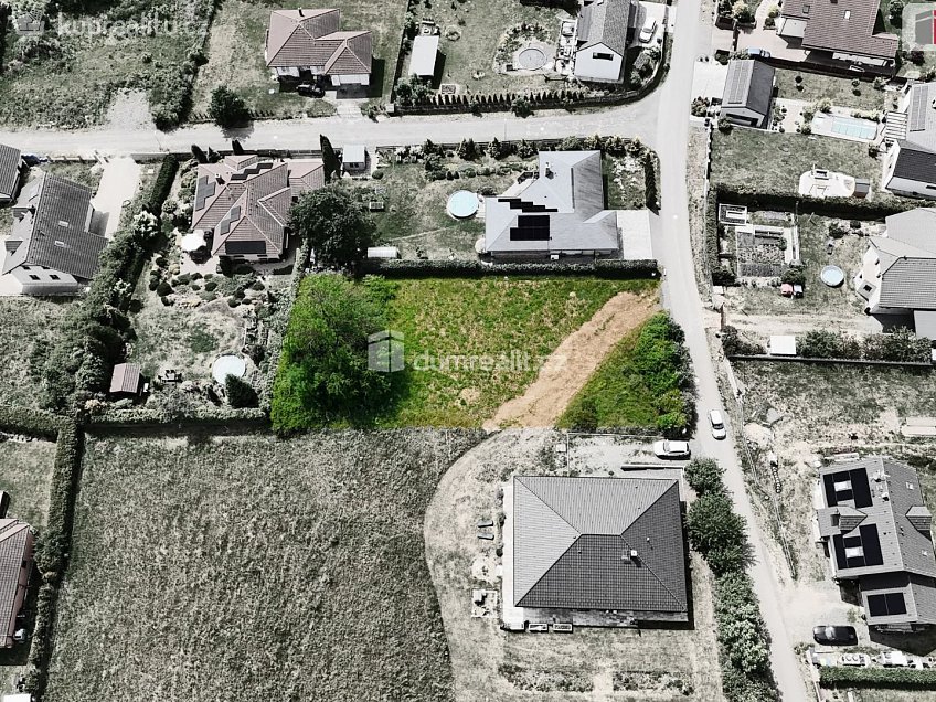 Prodej  stavebního pozemku 1276 m^2 Narysov, Narysov 
