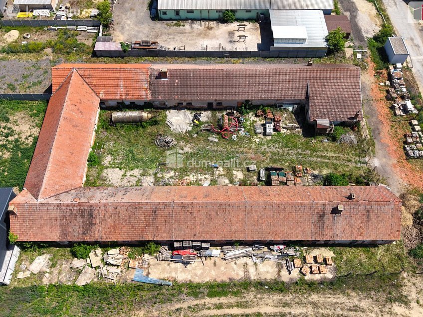 Prodej  výrobních prostor 2636 m^2 Nová, Lanžhot 