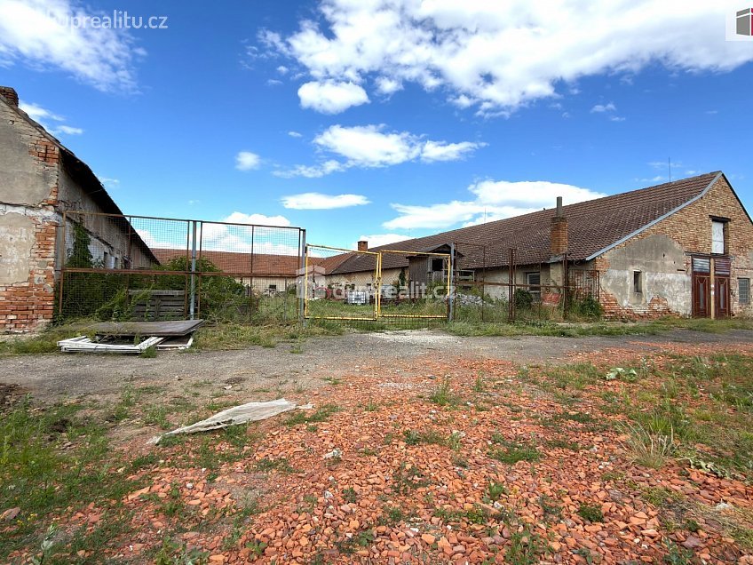 Prodej  výrobních prostor 2636 m^2 Nová, Lanžhot 