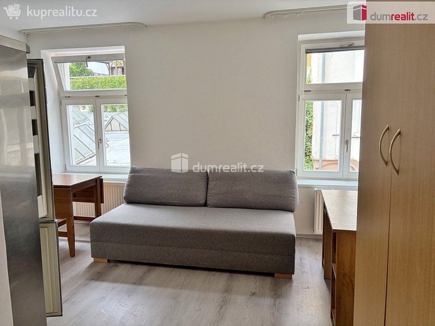 Prodej  ubytovacího zařízení 85 m^2 Donská, Praha 10 