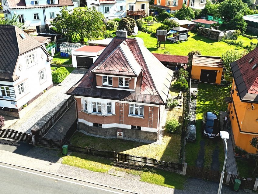 Prodej  rodinného domu 116 m^2 Komenského, Aš 