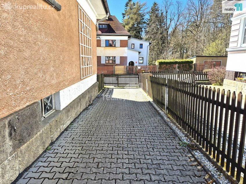 Prodej  rodinného domu 116 m^2 Komenského, Aš 