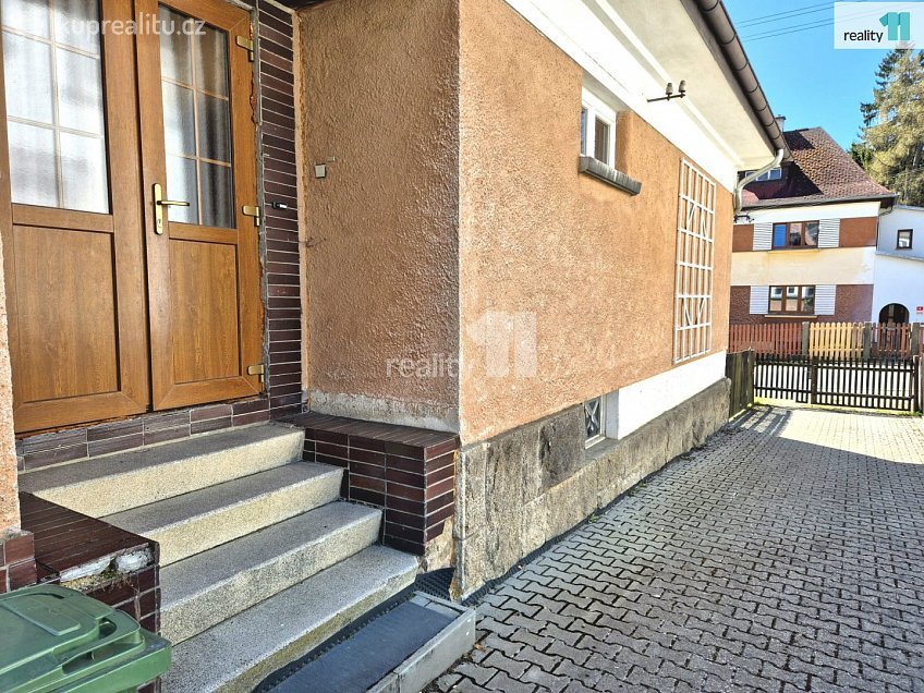 Prodej  rodinného domu 116 m^2 Komenského, Aš 
