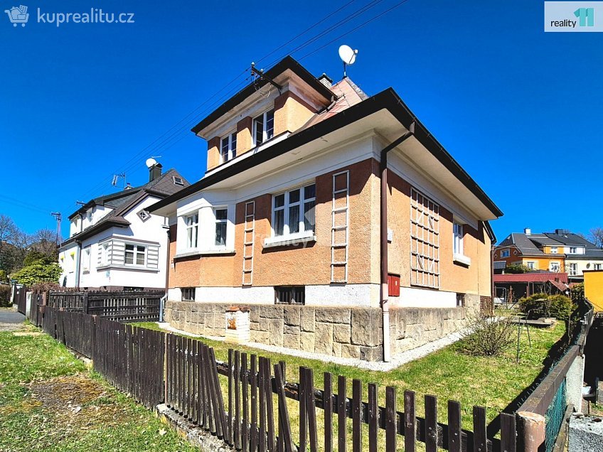 Prodej  rodinného domu 116 m^2 Komenského, Aš 