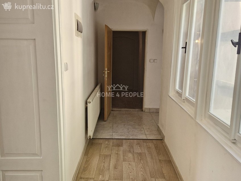 Prodej bytu 2+kk 65 m^2 Mjr. Šandery, Náměšť nad Oslavou 