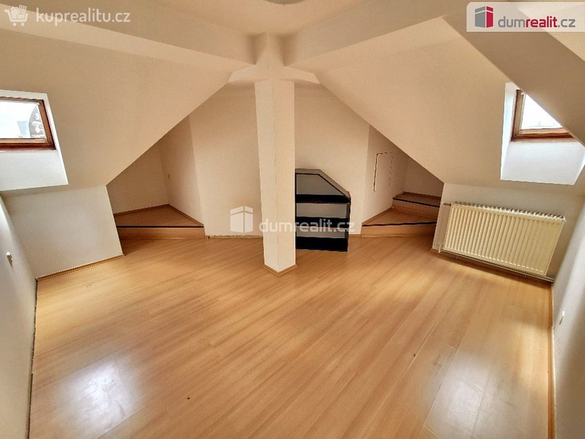 Pronájem bytu 4+kk 105 m^2 Křížkova, Plzeň 