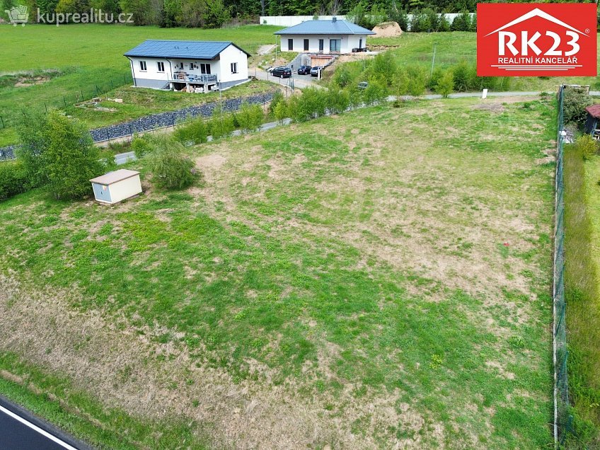 Prodej  stavebního pozemku 1386 m^2 Valy, Valy 