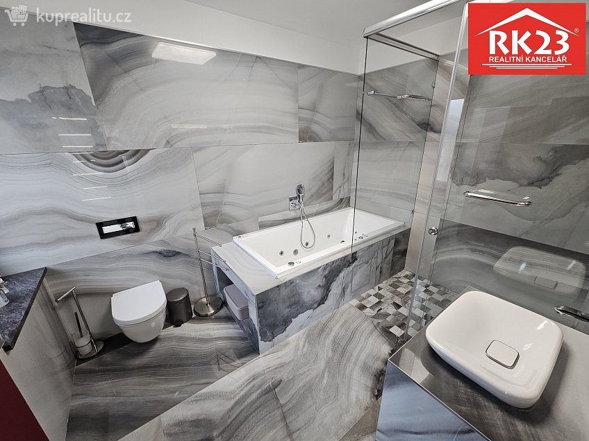 Prodej  rodinného domu 187 m^2 Ke Knížáku 487, Velká Hleďsebe 
