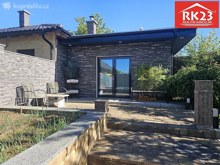 Prodej  rodinného domu 187 m^2 Ke Knížáku 487, Velká Hleďsebe 
