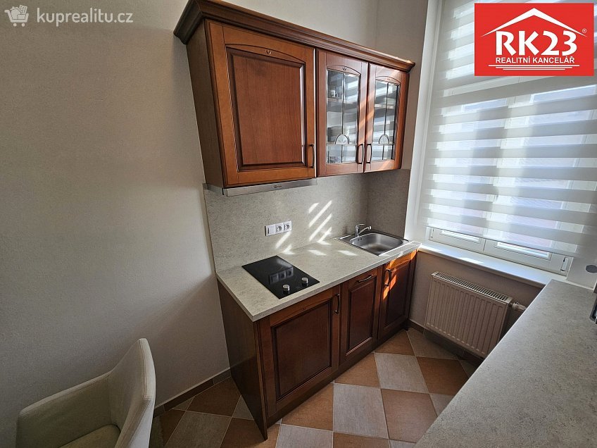 Prodej bytu 2+1 70 m^2 Ruská 326, Mariánské Lázně 