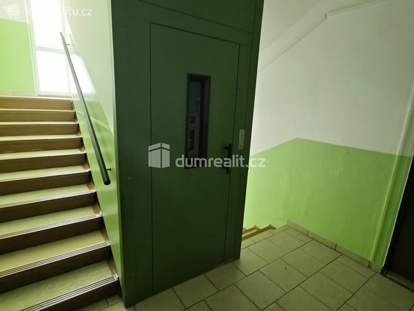 Prodej bytu 3+1 78 m^2 Pískovec I, Kamenický Šenov 