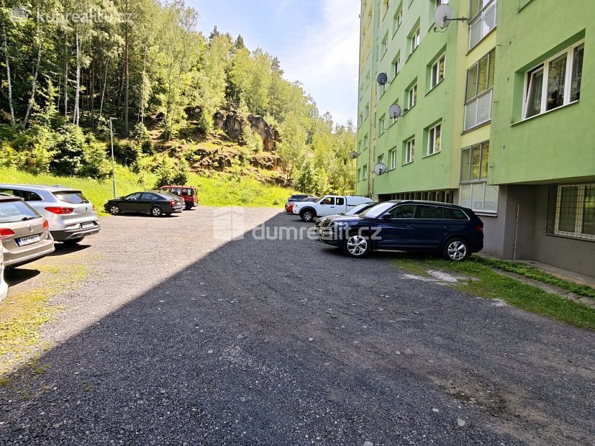 Prodej bytu 3+1 78 m^2 Pískovec I, Kamenický Šenov 