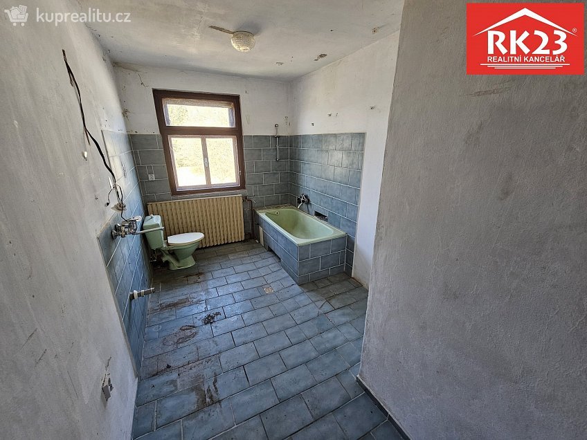 Prodej  rodinného domu 422 m^2 Zádub-Závišín 90, Zádub-Závišín 