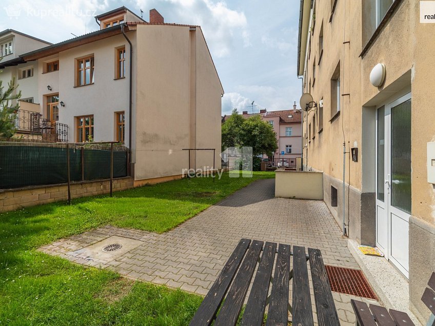 Prodej bytu 3+1 65 m^2 Dr. Beneše, Poděbrady 