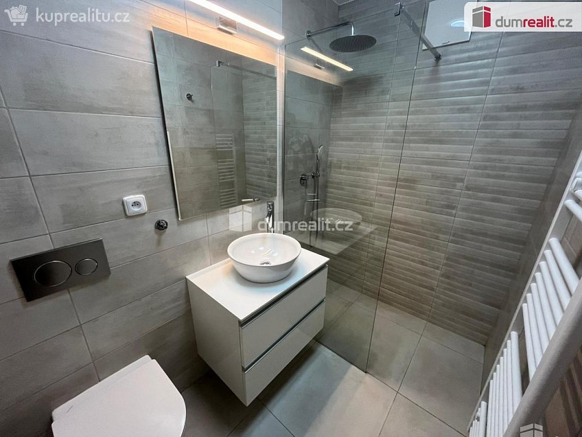 Pronájem bytu 2+kk 53 m^2 Sadová, Zlín 
