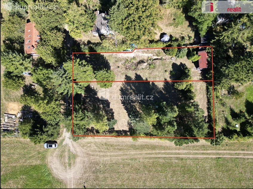 Prodej  stavebního pozemku 1411 m^2 Malá Hraštice, Malá Hraštice 