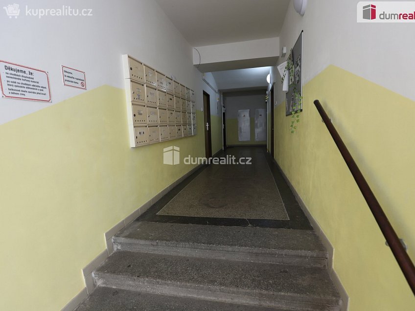 Prodej  obchodních prostor 58 m^2 Praha 8, Praha 8 