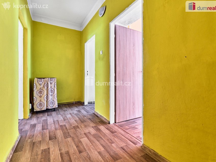 Prodej bytu 2+1 64 m^2 K Lanovce, Jáchymov 
