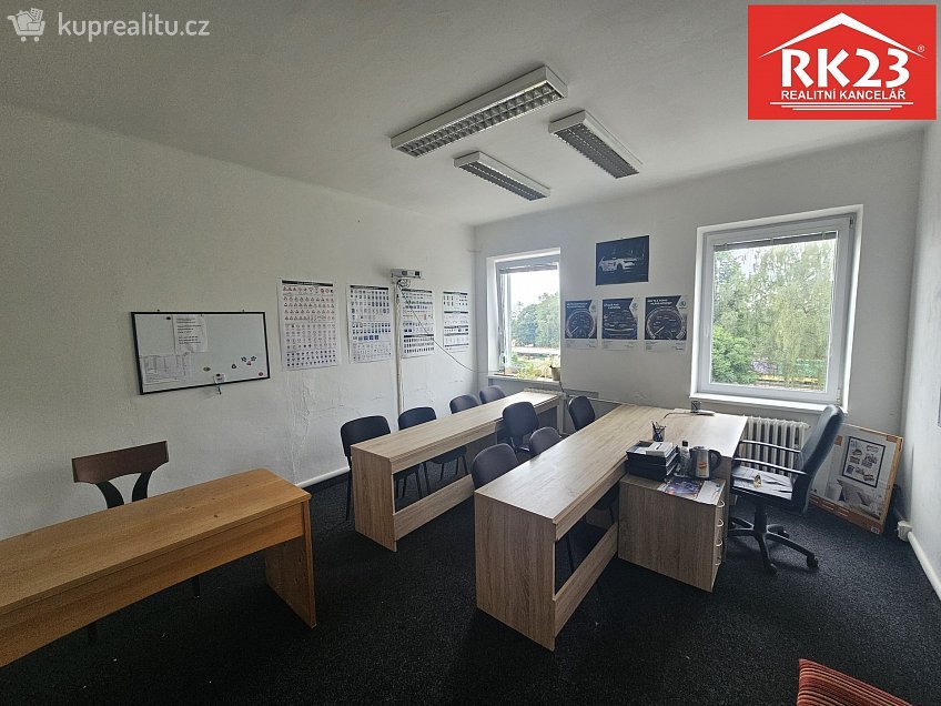Pronájem  kanceláře 19 m^2 Nádražní náměstí 299, Mariánské Lázně 