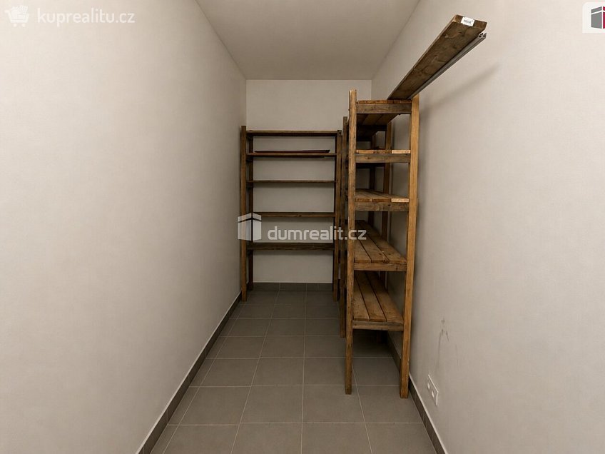 Pronájem bytu 2+kk 63 m^2 Antonína Dvořáka, Kolín 